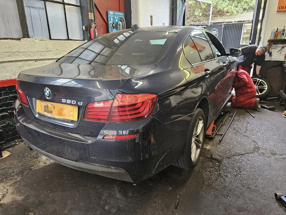 RW Autos, London